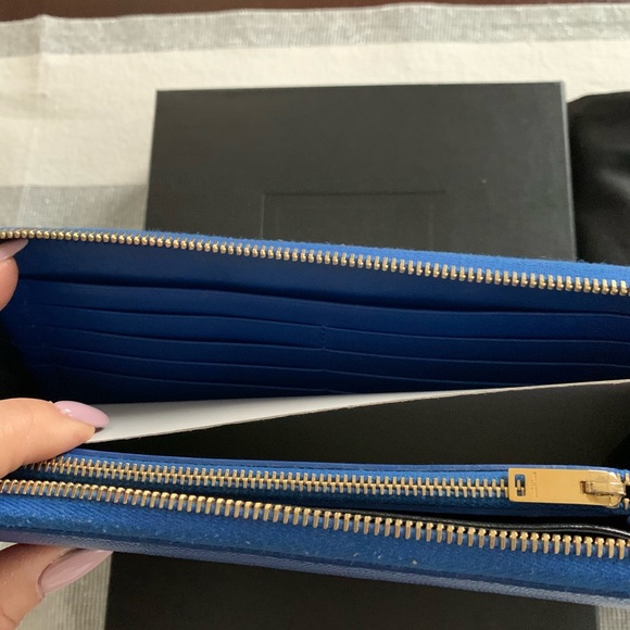 Saint Laurent Travel Size Wallet - Picture 6 of 8